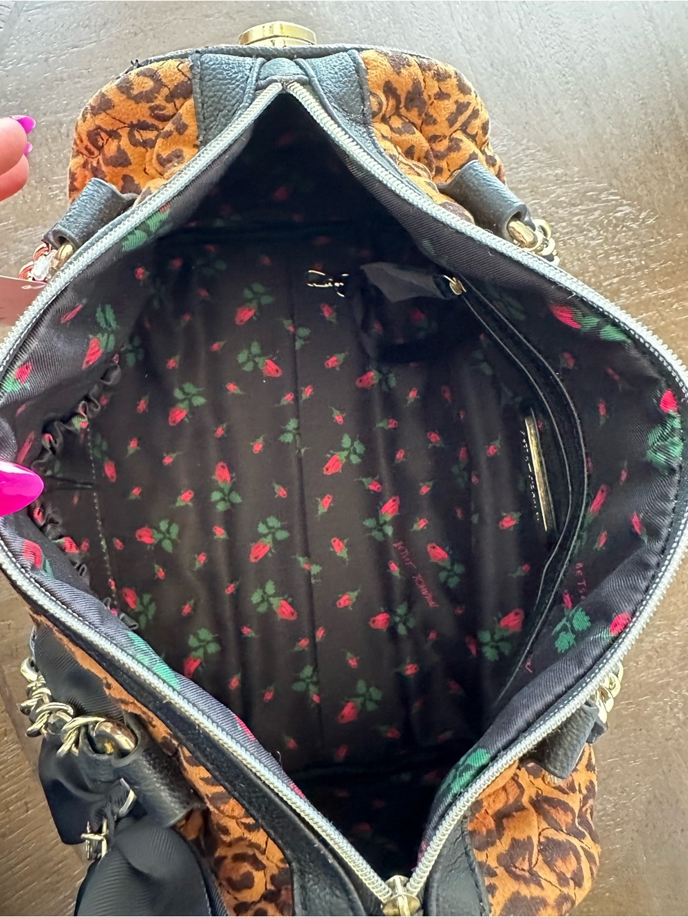 Betsey Johnson "Will You Be Mine" โค๏ธโ๐ฅ Leopard and Heart Quilted Satchel - Picture 7 of 16